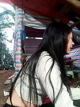 Him_MountainGirl on StripChat