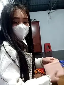 Him_MountainGirl on StripChat