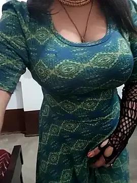 husa_Malikaa — boobs show