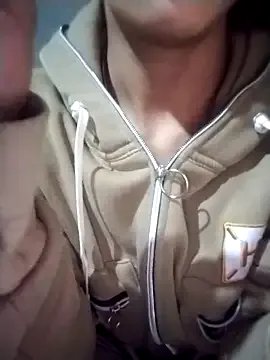 iam-eli on StripChat