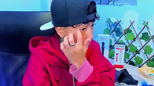 Im_Mathias on StripChat