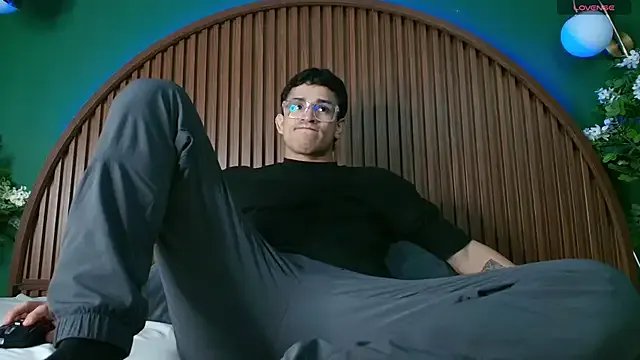 JeergMuscle on StripChat