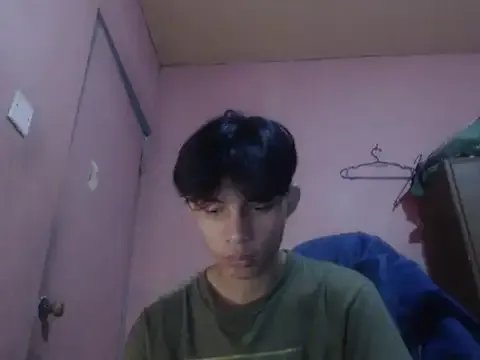 Kyoshi_19 — Fash dick 25 token, cum in public