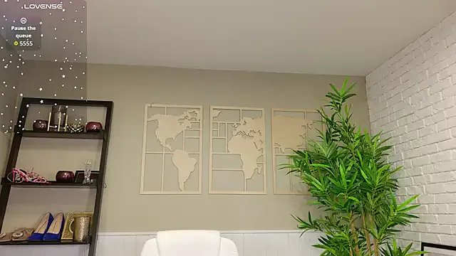 LadyLeea on StripChat