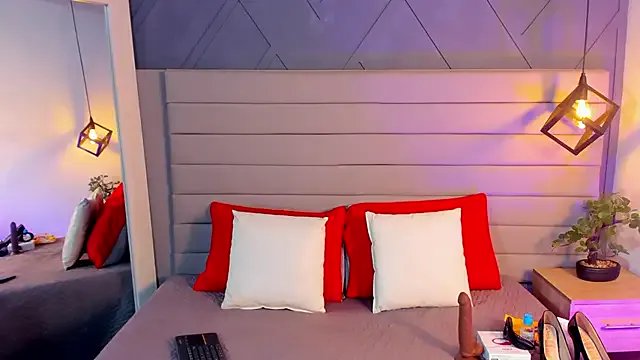 LadyLuminary on StripChat