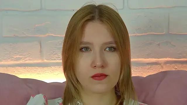 LiliLinn on StripChat 