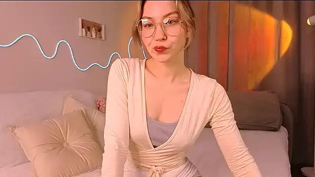 Lilo_Sims on StripChat 