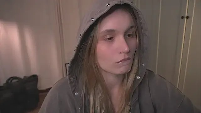 lisa_schiele — teasing u with panties close to camera