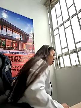 LIZ-06_ — Squirt  in working