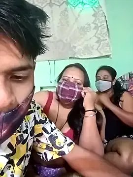 LoveOnStream on StripChat