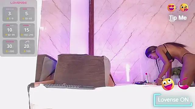 LucianaaMorena — Spank ass X5