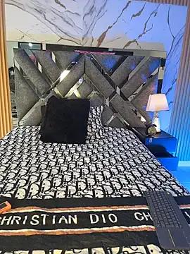 LylaLee111 — MESSY DEEPTHROAT AND CUM