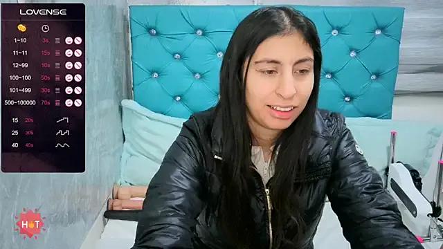 MAARYMOON on StripChat 