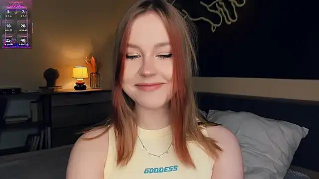 MaliaBourraine — Pillow ride with pinching my nipples