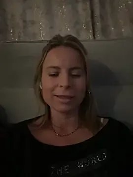 MariaMilan on StripChat