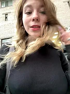 Mimiumuy on StripChat 