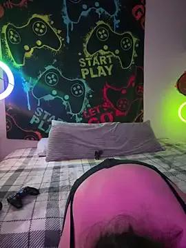 MiniMonroe — i TOP step bro 