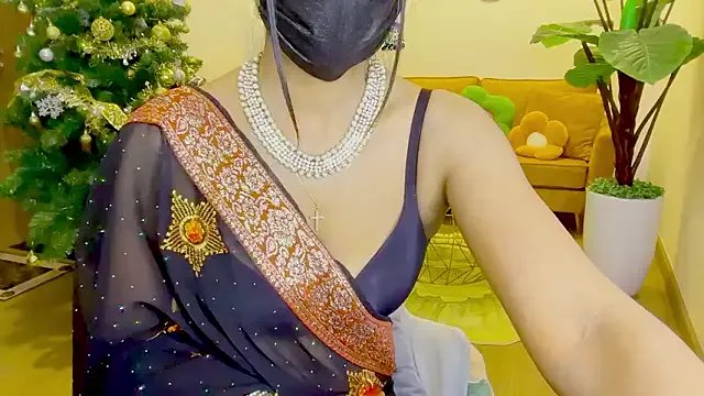 Monalisa_Don — Remove saree stay in Bikini 