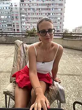 NataKitten on StripChat 