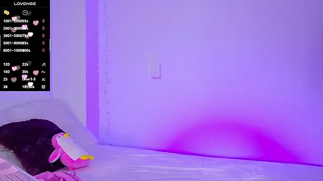 Naughtybunnyy_ on StripChat