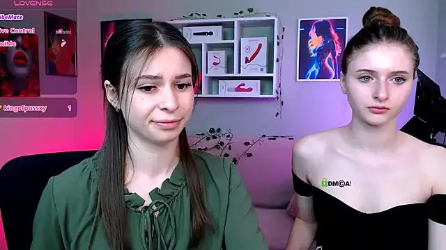 nekky_mouse on StripChat 