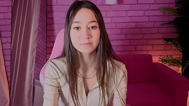 Nicole_Brownie on StripChat