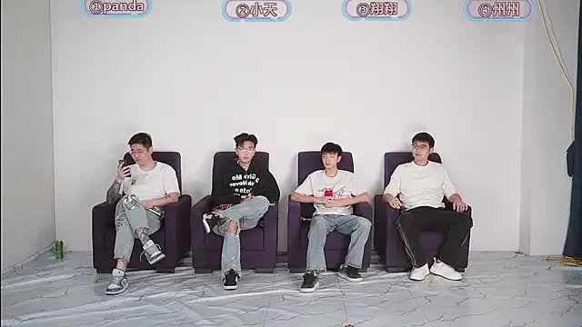 OUBA-boy on StripChat