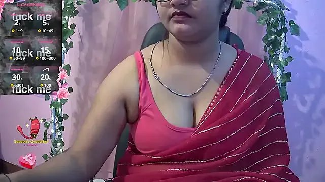 Pari-new on StripChat