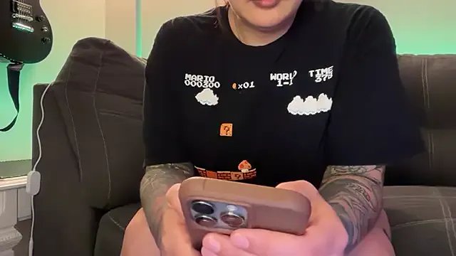 Pumpkin_bunny on StripChat