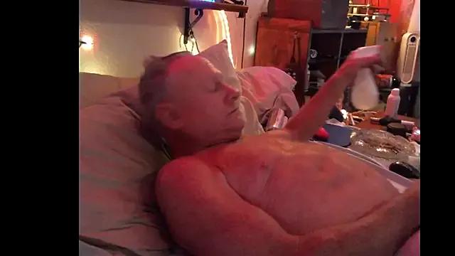 Pussyeat2please — Freechat on StripChat