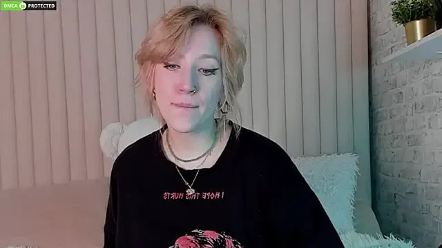 RachelCart on StripChat