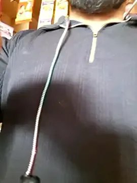 RaiStarrrr0-9 — Masterbation and oiling ass and chest