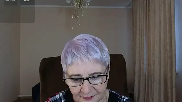 Sandra_Snowflake on StripChat