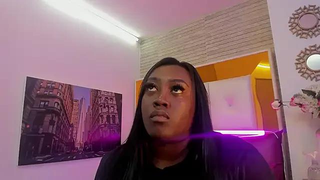 ShaniaBrownn — Freechat on StripChat