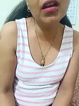 Shanu_Shah on StripChat