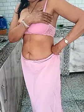 Shanu_Shah on StripChat