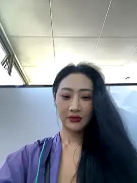 so-linger on StripChat