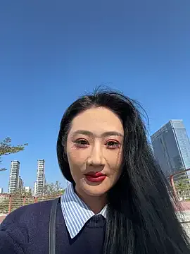 so-linger on StripChat