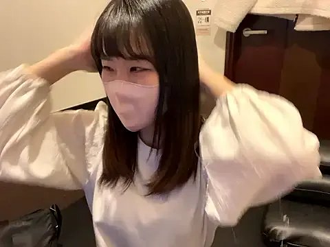 sora_033 on StripChat