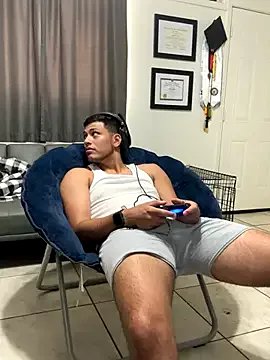 StrokingDaddy4 on StripChat