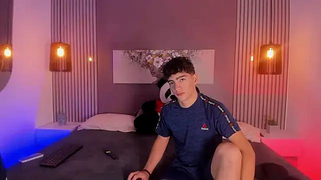 sweet_petter on StripChat 