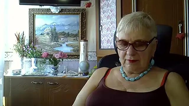 SweetCherry27 on StripChat 