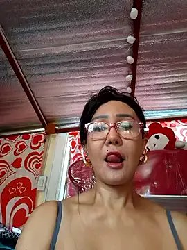 sweetieme on StripChat