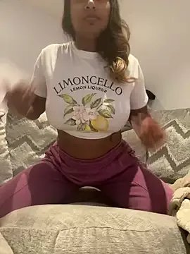 TEMPTING-TAMMY — 5 mins LT control