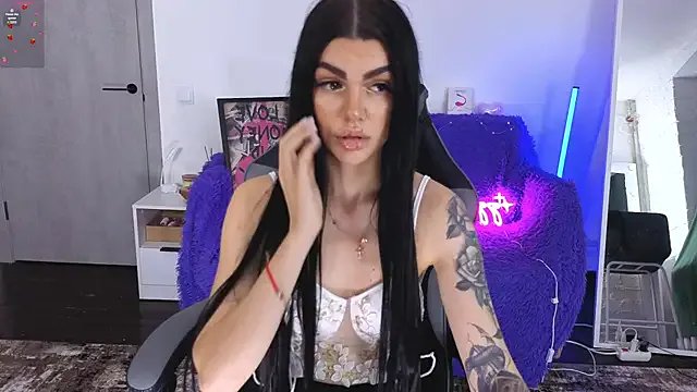 Tiffany_lab on StripChat 