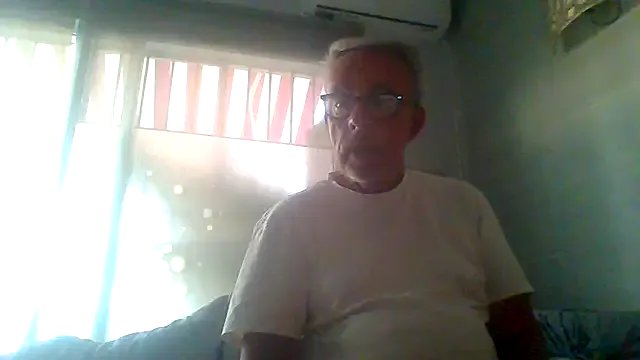 tuggy59 on StripChat