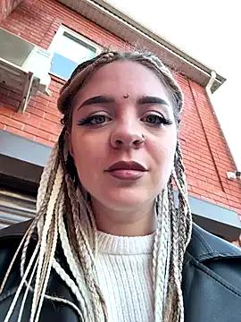 TwixCouple — GET NAKED ALL GIRLS OUTSIDE