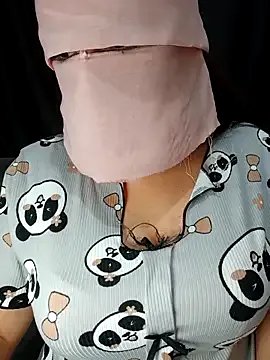 Umm_shambo on StripChat