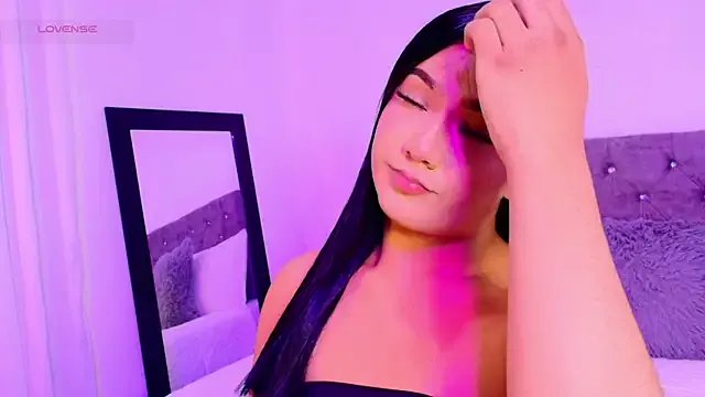 Vale_prado on StripChat