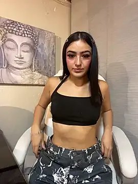 Valery_pink18 — open legs and show pussy